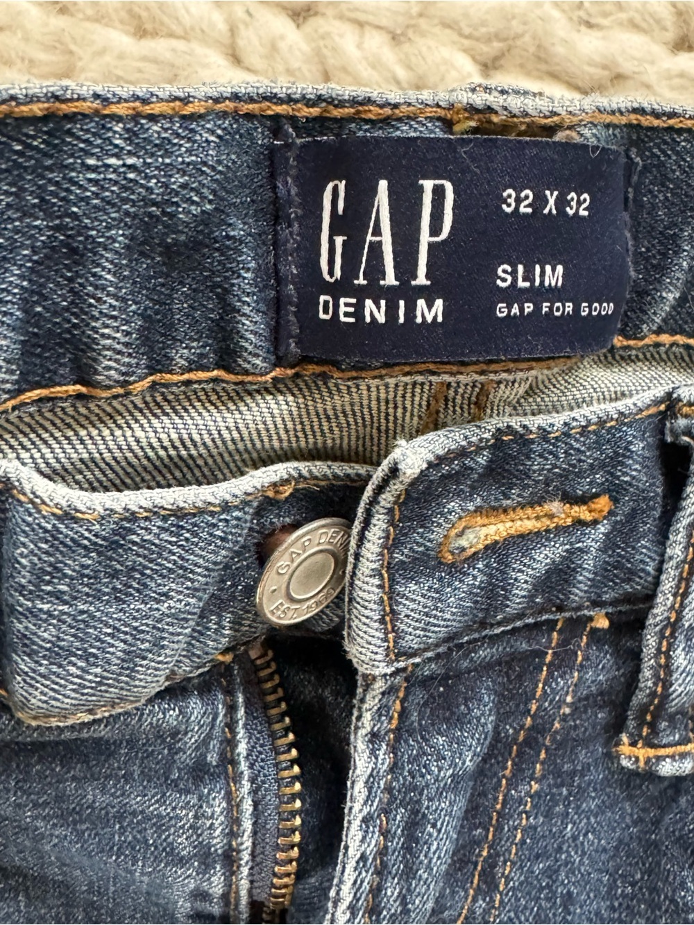 GAP men’s Dark Blue Denim Slim Jeans - Picture 3 of 7